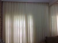 Cortina efeito ilhos 